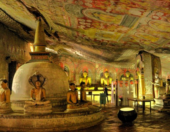 Dambulla Cave Temple